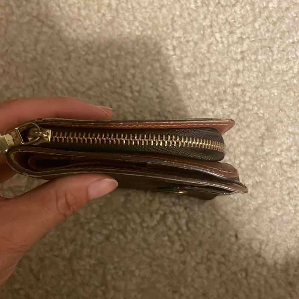 LOUIS VUITTON WALLET - Picture 5 of 14